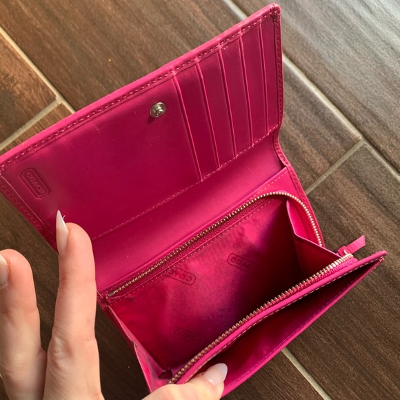 Coach Wallet - Picture 3 of 3